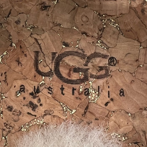 UGG Gold Sechura Gladiator Sheepskin Double Buckle Heel Sandals Size 7 Women's - Picture 2 of 10